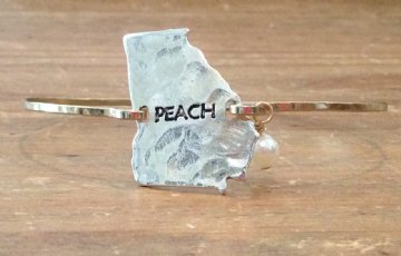 Georgia Peach Bracelet